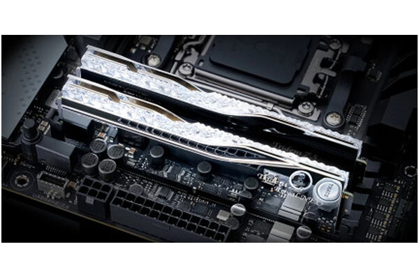 Pamięć RAM G.Skill Trident Z5 Neo Royal RGB 32GB DDR5 8000MHz Z radiatorem 38CL