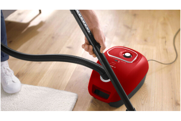 Odkurzacz Bosch BGB41PET1 tradycyjny workowy 700W czerwony