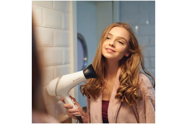 Suszarka Remington AC8901 2050W kolor biały