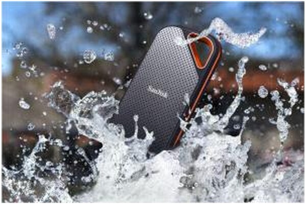 Dysk zewnętrzny SSD SanDisk Extreme Pro Portable 1TB czarno-pomarańczowy