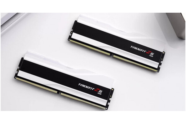 Pamięć RAM G.Skill Trident Z5 RGB 32GB DDR5 7200MHz Z radiatorem 34CL