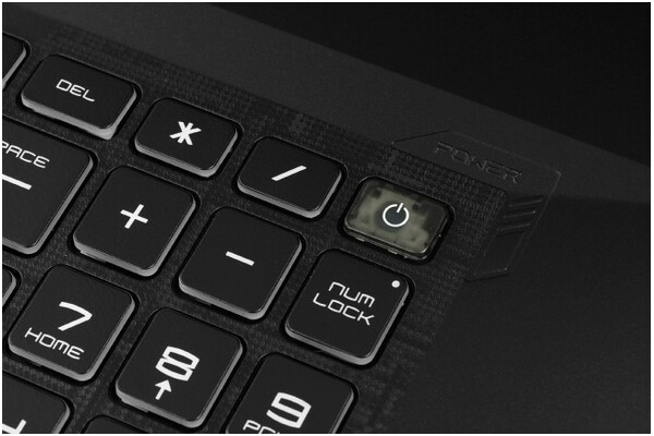 Laptop MSI Katana 17 17.3" Intel Core i5 12450H NVIDIA GeForce RTX 3050 32GB 2048GB SSD czarny