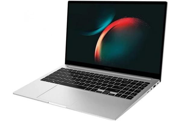 Laptop Samsung Galaxy Book3 15.6" Intel Core i7 1355U INTEL Iris Xe 16GB 512GB SSD Windows 11 Home srebrny