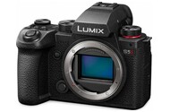 Aparat bezlusterkowy Panasonic S5M2 - czarny