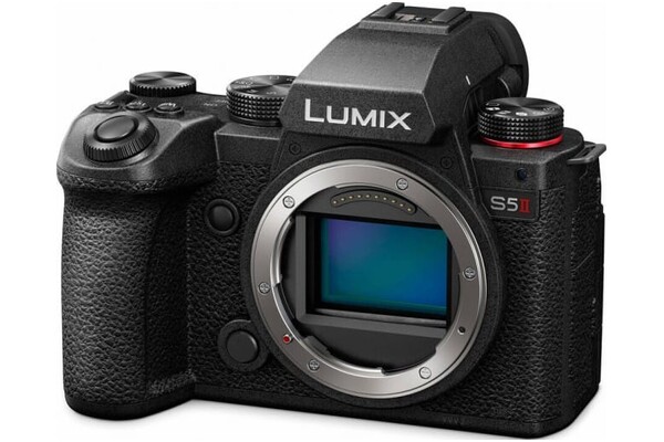 Aparat bezlusterkowy Panasonic S5M2 - czarny