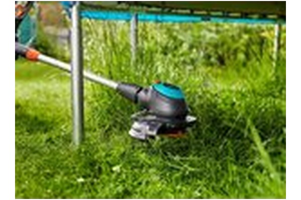Podkaszarka elektryczna GARDENA EasyCut 450/25 0.45kW