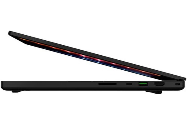 Laptop Razer Blade 17 17.3" Intel Core i7 12800H NVIDIA GeForce RTX 3060 16GB 1TB SSD Windows 11 Home czarny