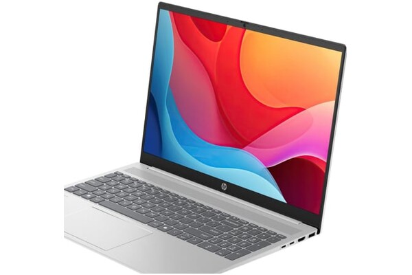 Laptop HP Pavilion 16 16.0" AMD Ryzen 5 8540U AMD Radeon 16GB 512GB SSD M.2 Windows 11 Home srebrny