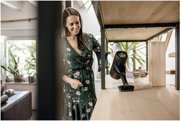 Odkurzacz Karcher VC6 Cordless pionowy z pojemnikiem biało-srebrny