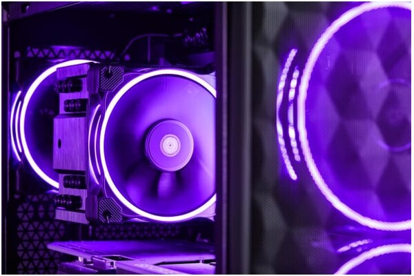 G4M3R G4M3R HERO HERO AMD Ryzen 5 32GB DDR5 Nvidia GeForce RTX 5060 8GB 1TB SSD Windows 11 Home