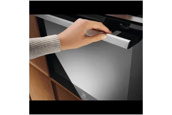 Piekarnik do zabudowy Electrolux EOB8S38X elektryczny Parowy czarny