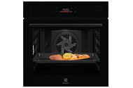 Piekarnik do zabudowy Electrolux LOB8S38Z SteamPro elektryczny Parowy czarny