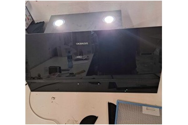 Okap kuchenny Kominowy Siemens IQ100 LC85KDK60