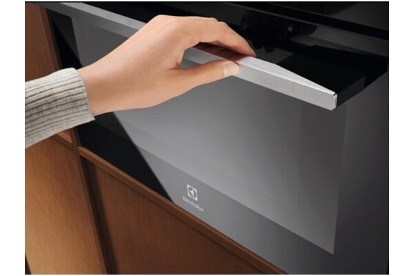 Kuchenka mikrofalowa Electrolux EVM8E09X