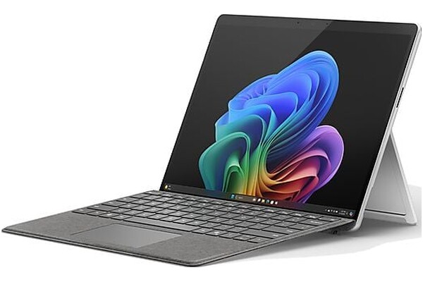 Laptop Microsoft Surface Pro 13.0" Qualcomm Snapdragon Snapdragon X Plus Qualcomm Adreno Onboard 16GB 256GB SSD Windows 11 Home platynowy