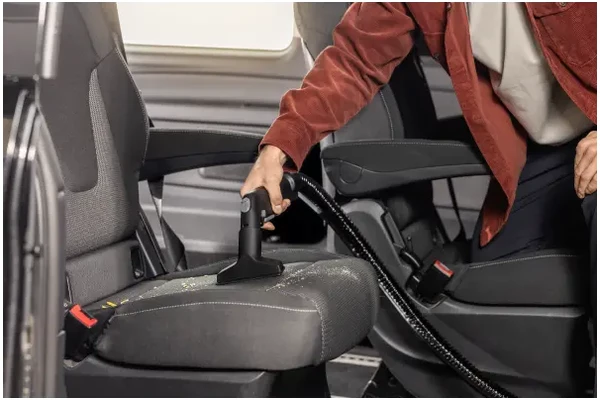Odkurzacz Karcher SE6 tradycyjny z pojemnikiem