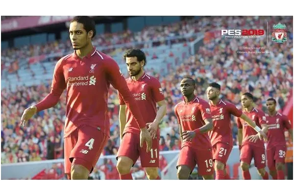 Pro Evolution Soccer Edycja 2019 Edycja David Beckham + szalik PlayStation 4