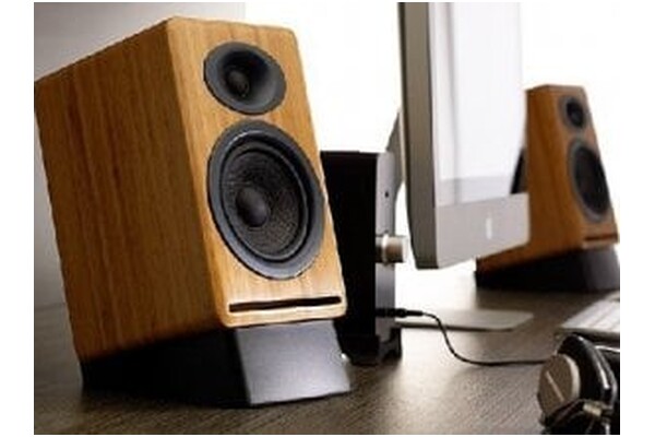 Kolumna Audioengine P4 , 1szt., Bambusowy