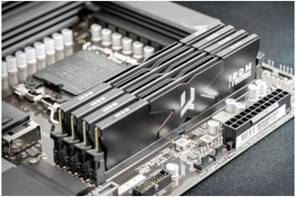 Pamięć RAM GoodRam IRDM 16GB DDR5 6000MHz Z radiatorem 1.35V 30CL