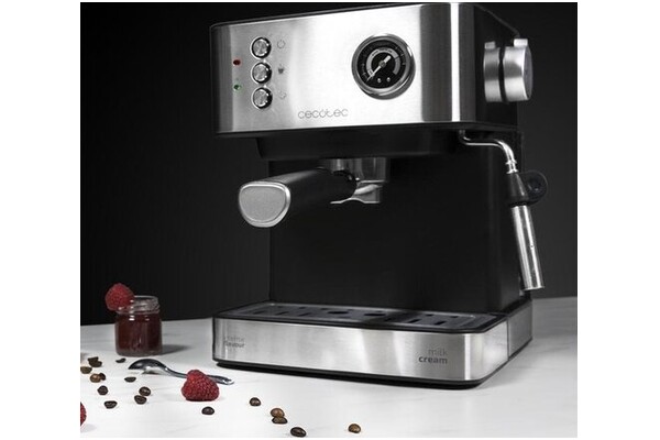 Ekspres Cecotec INSTANT-CCINO 20 kolbowy czarno-srebrny