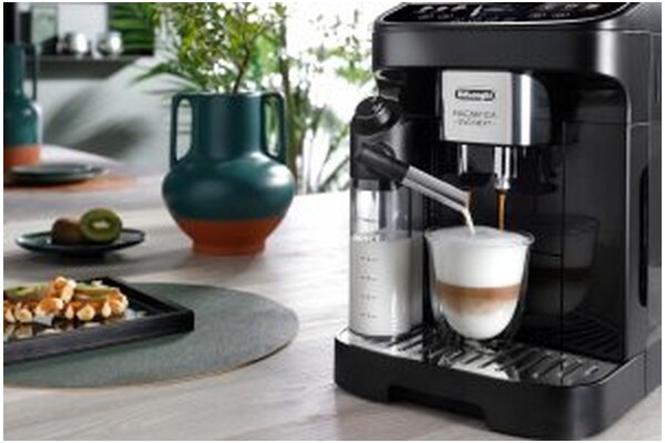 Ekspres De’Longhi Magnifica ECAM31060GB automatyczny szaro-czarny