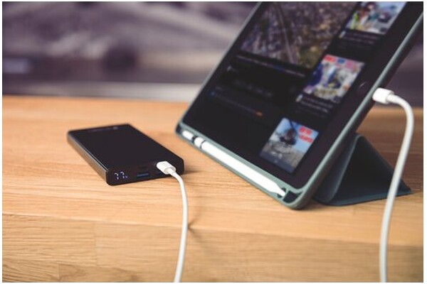 Powerbank GoGEN PB100008B 10000mAh 20.0W czarny