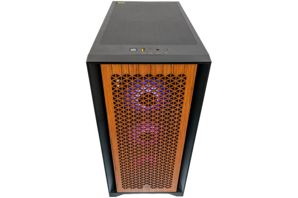 XQUANTUM XQUANTUMCREATORUDIORS-U7-5070TIWHULTRA7 CREATOR 32GB DDR5 NVIDIA GeForce RTX 5070 Ti 16GB 2TB SSD Windows 11 Home
