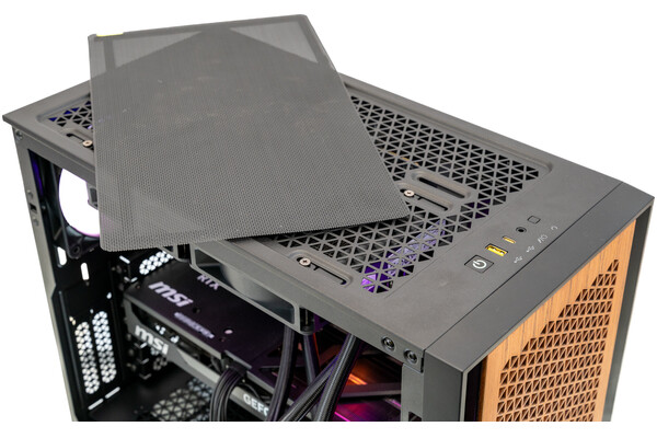 XQUANTUM XQUANTUMCREATORUDIORS-U7-5070TIWHULTRA7 CREATOR 32GB DDR5 NVIDIA GeForce RTX 5070 Ti 16GB 2TB SSD Windows 11 Home
