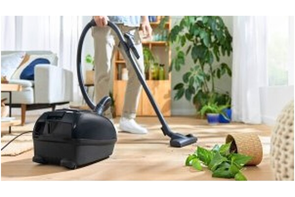 Odkurzacz Bosch BGB38BA1 tradycyjny workowy czarny