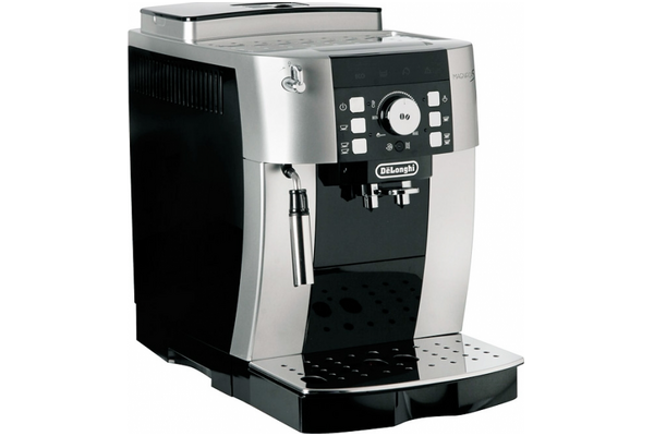 Ekspres De’Longhi Magnifica ECAM21117 automatyczny czarno-srebrny